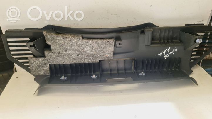 Opel Astra H Bagažinės slenksčio apdaila 24464190