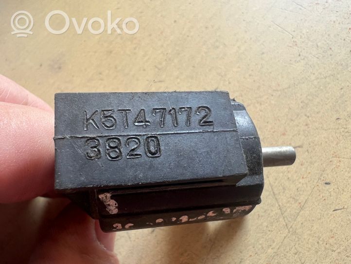 Mitsubishi Pajero Turbo solenoid valve K5T47172