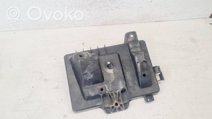 Opel Zafira A Boîte de batterie 24449812