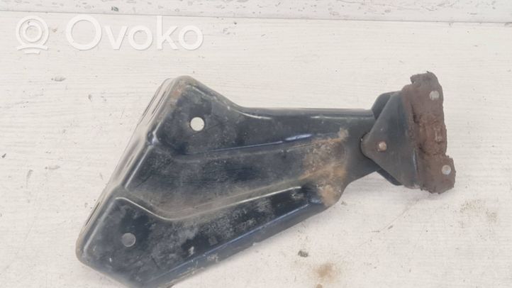 Opel Combo C Guida/cerniera inferiore del rullo del portellone scorrevole 09179776