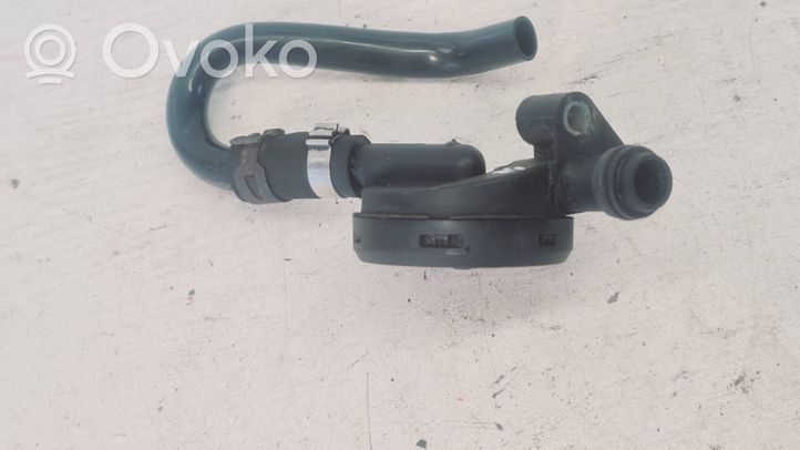 Volkswagen Fox Sfiato/tubo di sfiato/tubo flessibile 03D103765D