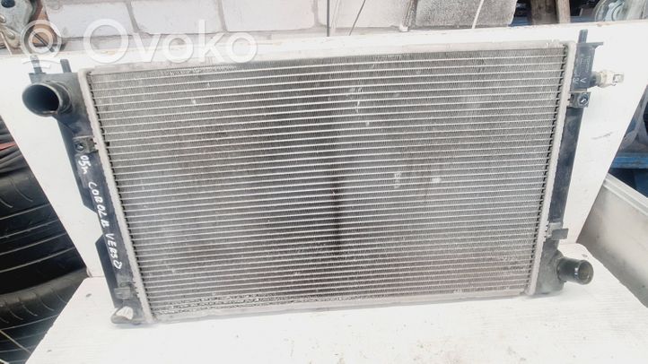 Toyota Corolla Verso AR10 Radiatore di raffreddamento MN422132