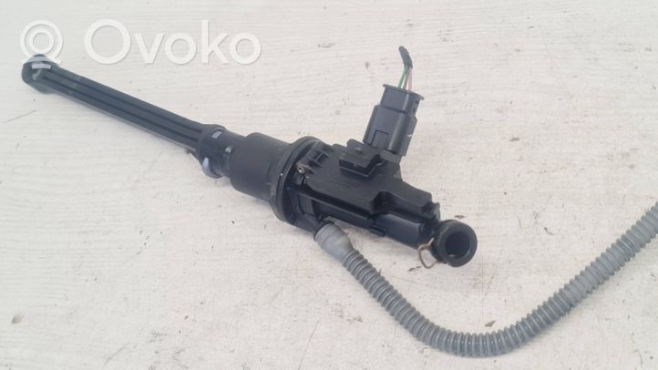 Citroen C4 II Główny cylinder sprzęgła 9800212480