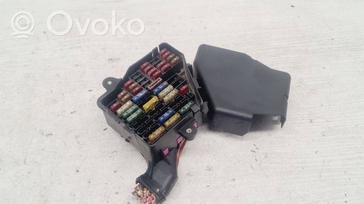 Audi A4 S4 B5 8D Fuse module 8D1941824