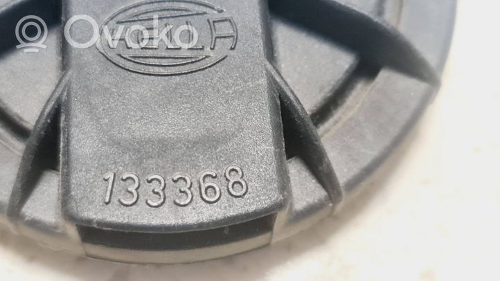 Volvo 850 Priekinio žibinto dangtelis 133368