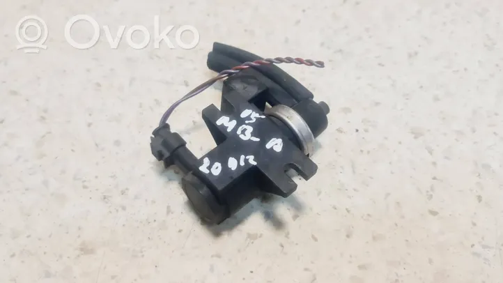 Mercedes-Benz A W169 Turbo solenoid valve A0051535528