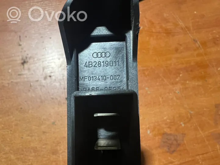 Audi A4 S4 B6 8E 8H Radiateur électrique de chauffage auxiliaire 4B2819011