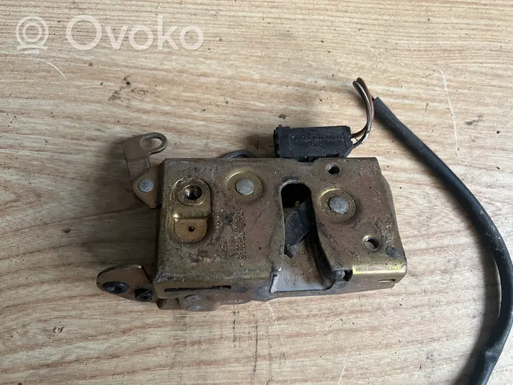 Ford Sierra Zamek drzwi przednich 86GBA21812BA