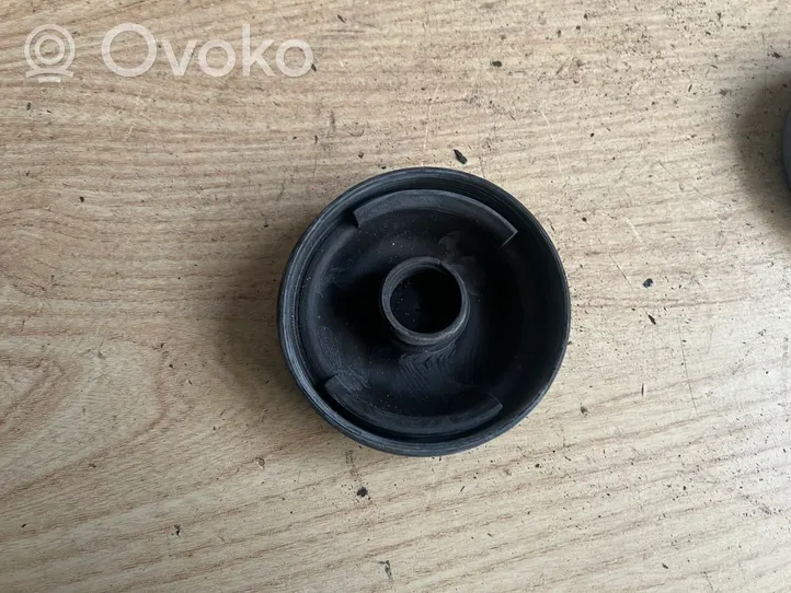 Volkswagen Fox Osłona żarówki lampy przedniej 5Z0941607B