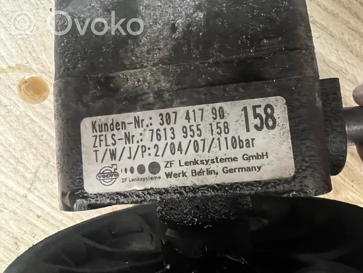 Volvo V70 Pompa wspomagania układu kierowniczego 30741790