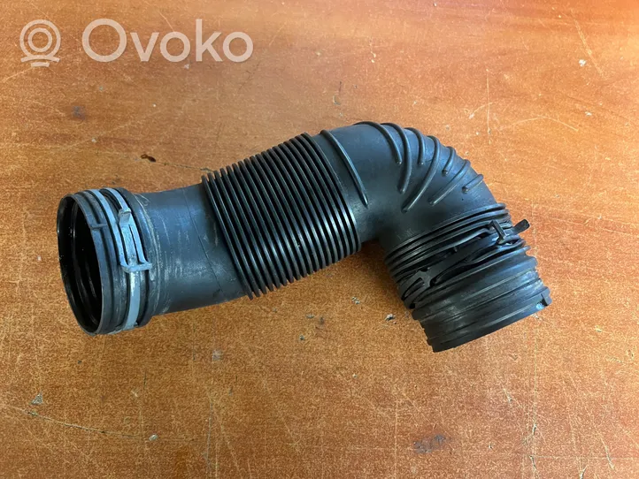 Volkswagen Tiguan Tube d'admission d'air 5N0129684D