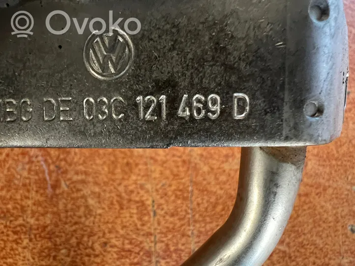 Volkswagen Tiguan Turbolader Ölleitung Ölschlauch 03C121469D