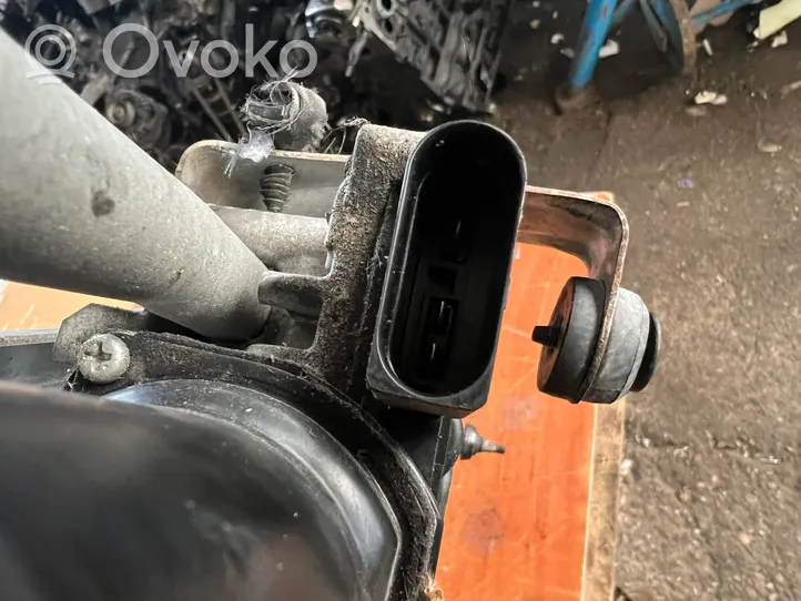 Volkswagen Tiguan Mechanizm i silniczek wycieraczek szyby przedniej / czołowej 5N1955119C