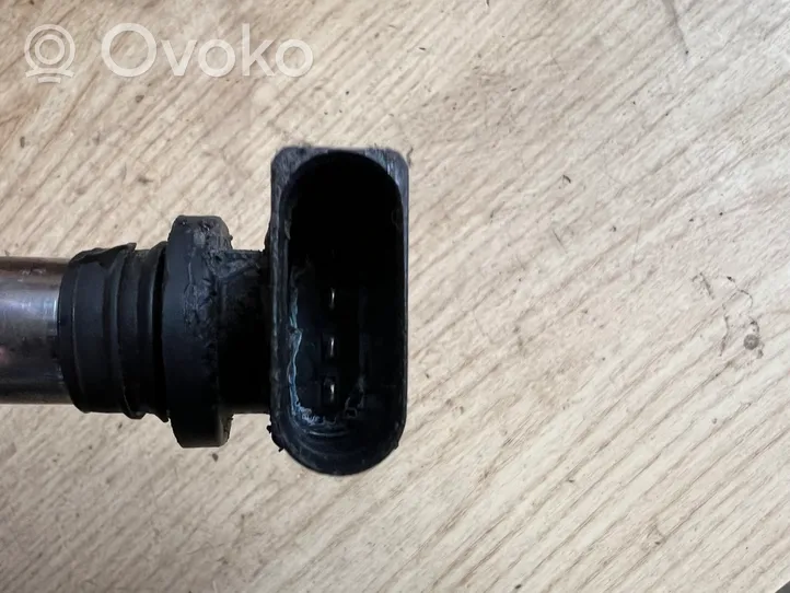 Volkswagen Tiguan Cewka zapłonowa wysokiego napięcia 036905715C