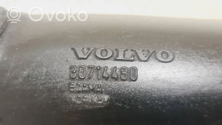 Volvo V70 Wąż / Rura intercoolera 30714480