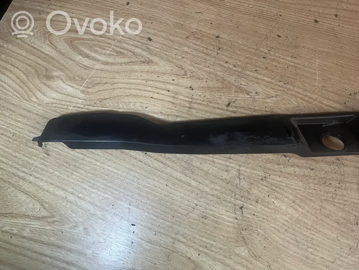 Volkswagen Tiguan Panel wykończeniowy błotnika 5N0821111