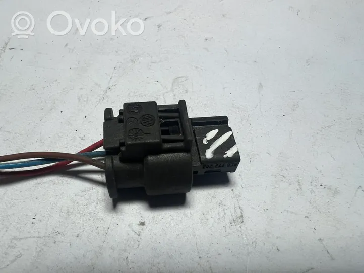 Volkswagen PASSAT B6 Parking sensor (PDC) wiring loom 4H0973703