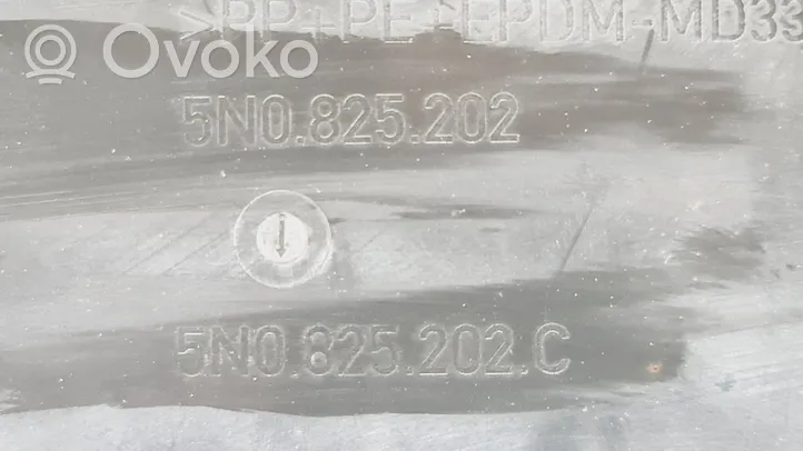 Volkswagen Tiguan Osłona środkowa podwozia 5N0825202C