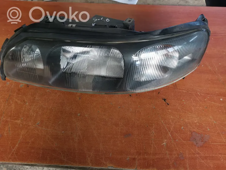 Volvo S60 Lampa przednia 89006822