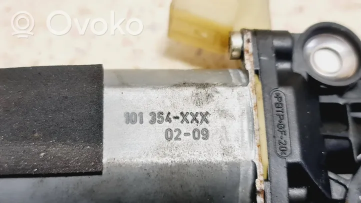 Volvo S60 Elektryczny podnośnik szyby drzwi przednich 101354XXX