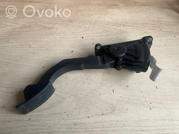 Ford Focus Accelerator throttle pedal 4M519F836DK