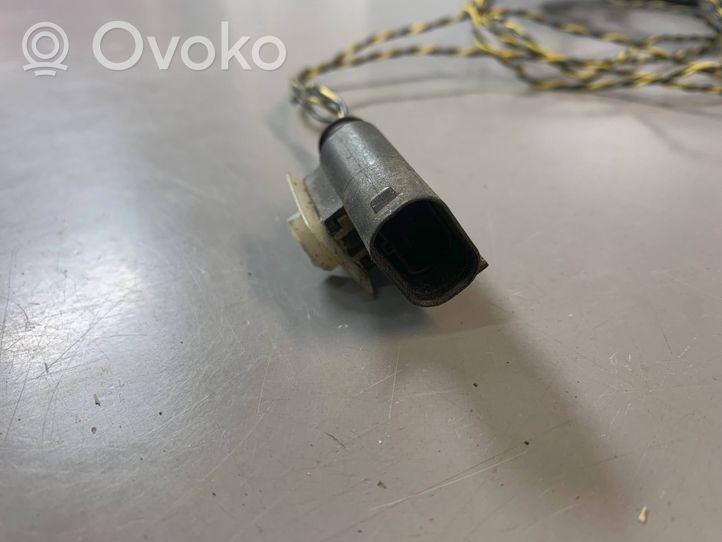 BMW 7 E65 E66 Antena wewnętrzna 6912758