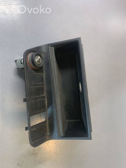 BMW 3 E36 Boîte / compartiment de rangement pour tableau de bord 1977231