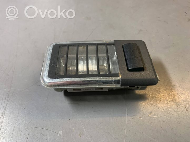 BMW X5 E53 Lampka podsufitki tylna 6948173