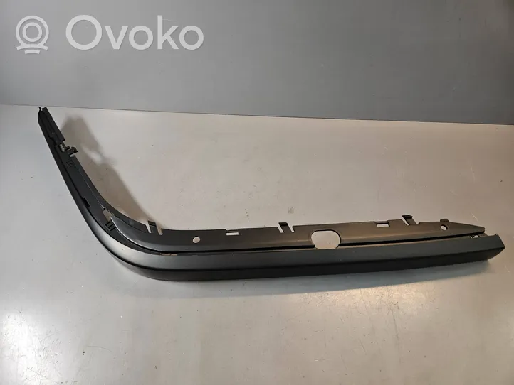 BMW 7 E38 Front bumper splitter molding 8125310