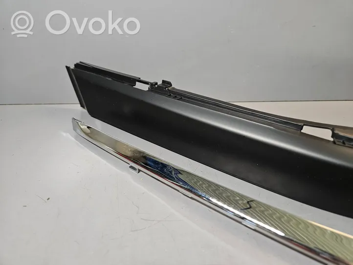 BMW 7 E38 Front bumper splitter molding 8125310