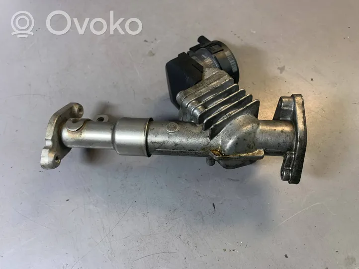 BMW 3 E90 E91 EGR-venttiili 7563241