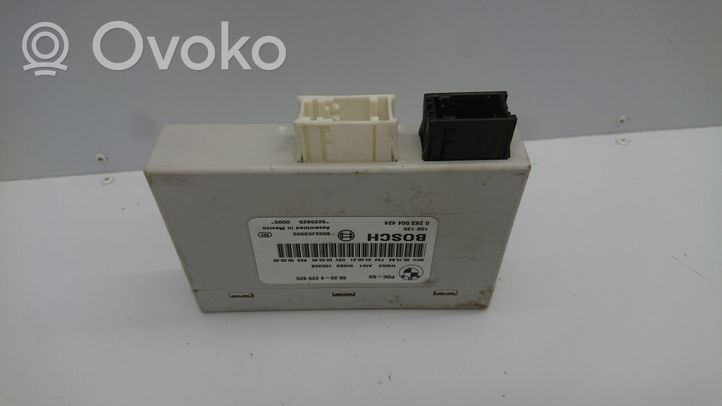 BMW 3 E90 E91 Pysäköintitutkan (PCD) ohjainlaite/moduuli 9225825