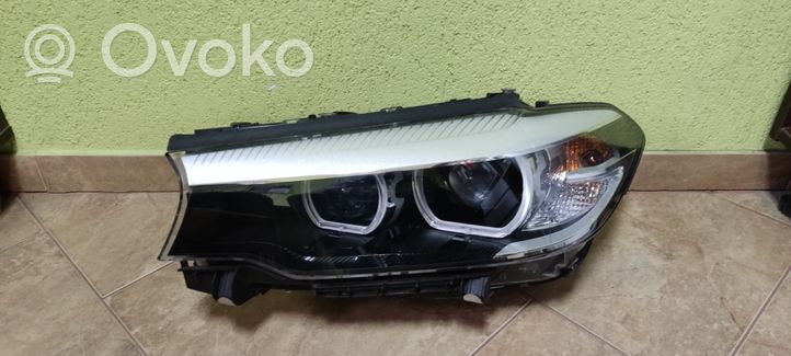 BMW 5 G30 G31 Phare frontale 8499113