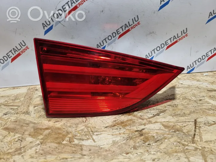 BMW X1 E84 Luces portón trasero/de freno 2992479