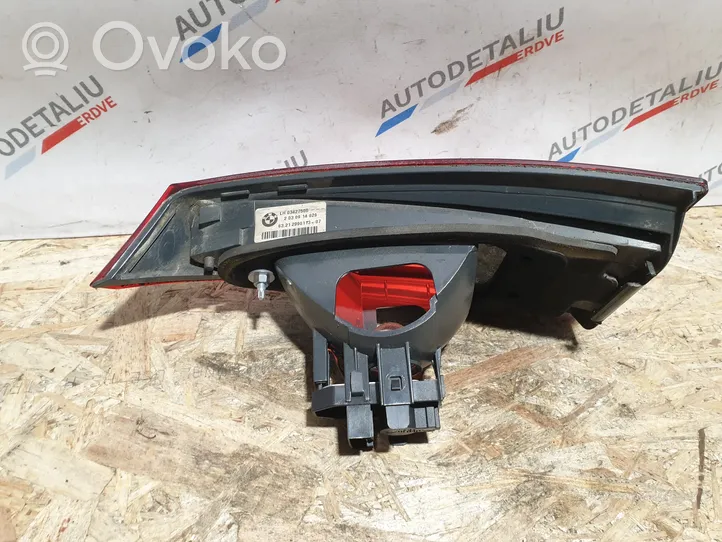 BMW X1 E84 Lampy tylnej klapy bagażnika 2990113