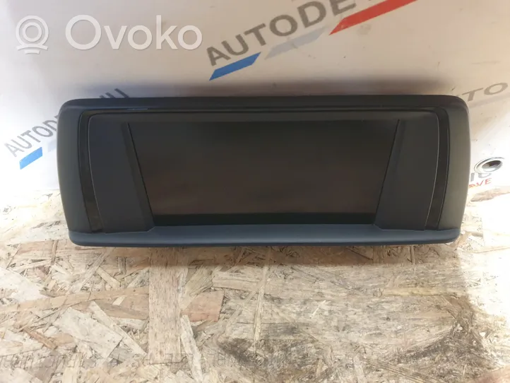 BMW 1 F20 F21 Monitor / wyświetlacz / ekran 9270392