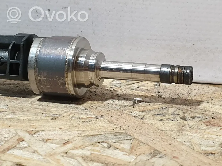 BMW 2 F46 Injecteur de carburant 8656548