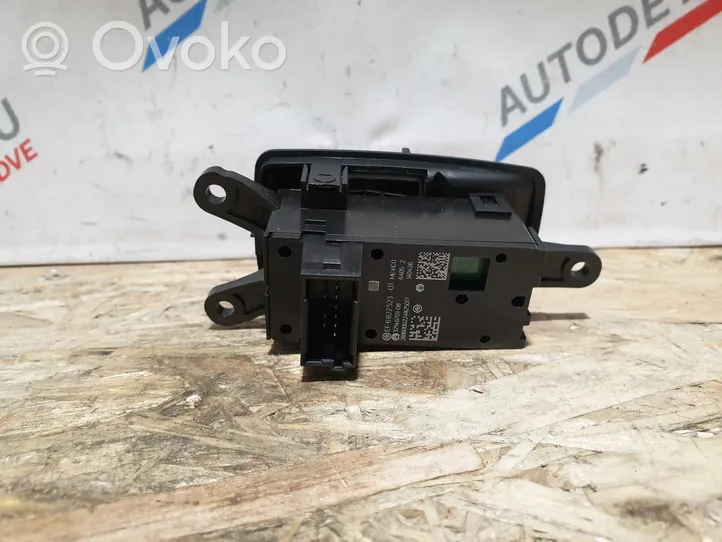 BMW X1 F48 F49 Interrupteur, commande de frein de stationnement 6822523