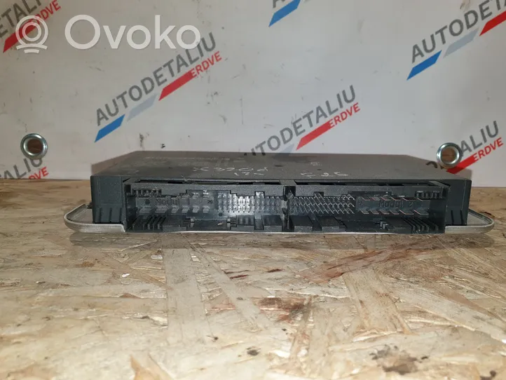 BMW X3 F25 Sterownik / Moduł świateł LCM 9250459