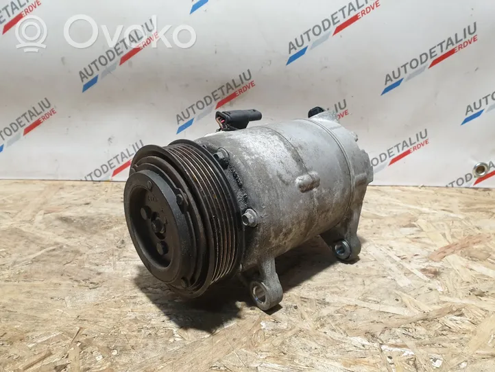 BMW X1 F48 F49 Air conditioning (A/C) compressor (pump) 6826879