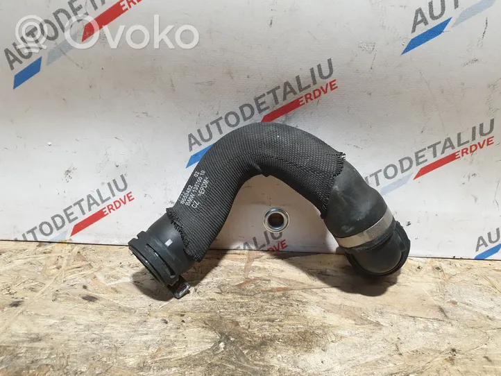 BMW 2 F46 Tuyau de liquide de refroidissement moteur 8658482