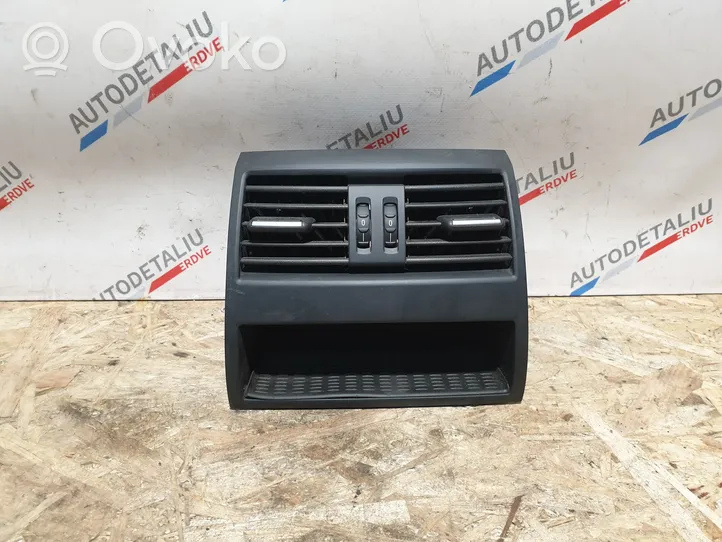 BMW 5 F10 F11 Griglia di ventilazione posteriore 9172167