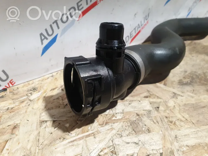 BMW 1 F20 F21 Tuyau de liquide de refroidissement moteur 7811127