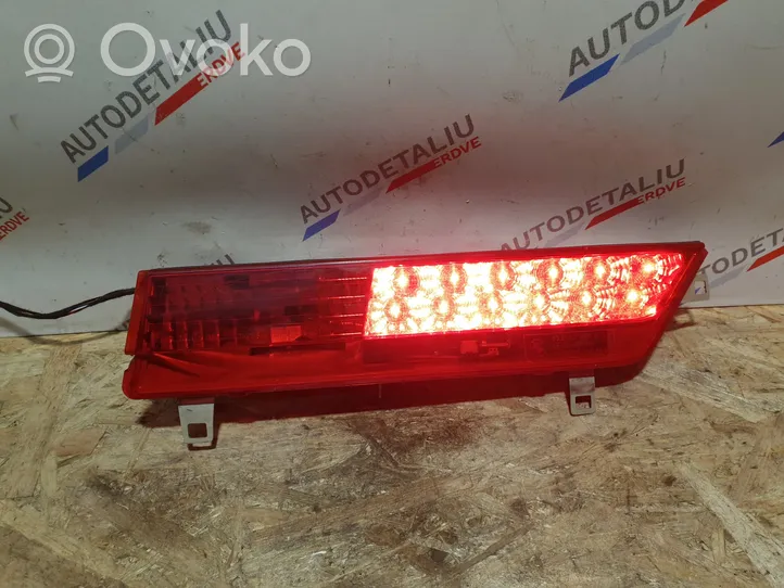 BMW 7 E65 E66 Lampy tylnej klapy bagażnika 8379690