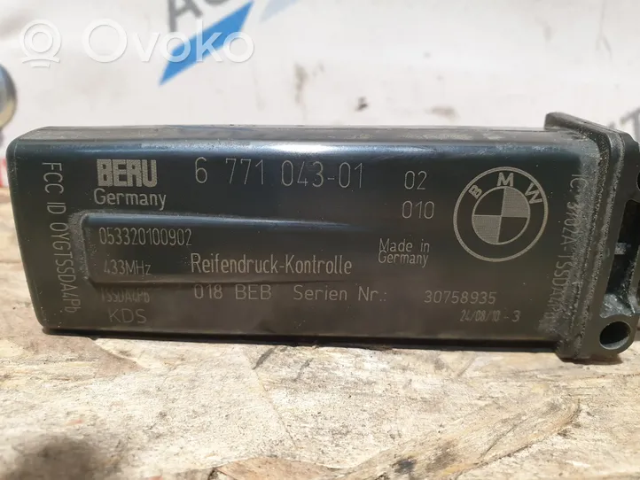 BMW 5 F10 F11 Sterownik / Moduł kontroli ciśnienia w oponach 6771043