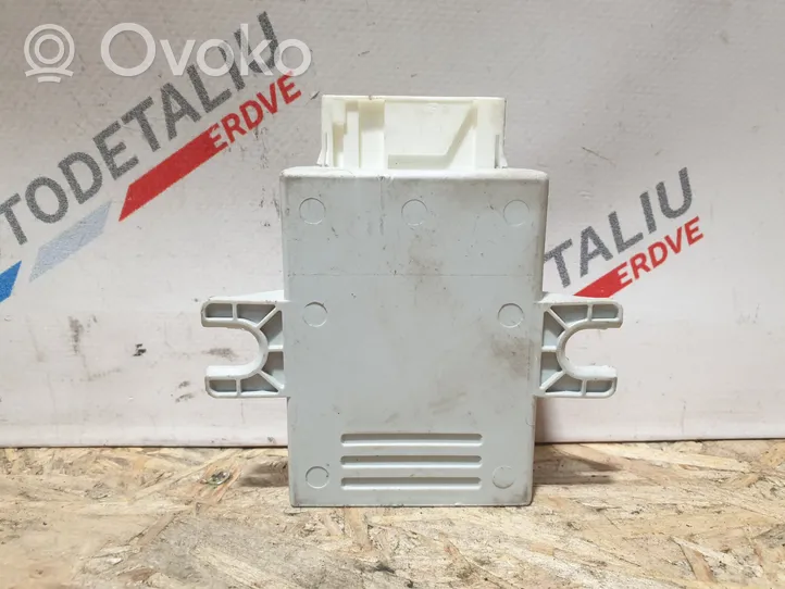 BMW 5 F10 F11 Air suspension control unit module (rear) 6860386