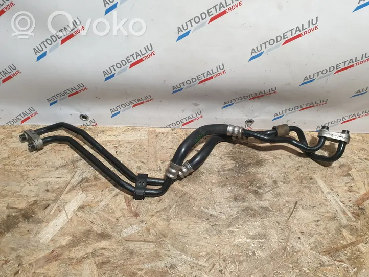 BMW 1 F20 F21 Oil cooling pipe 7639450