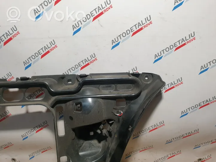 BMW 6 E63 E64 Soporte de montaje del parachoques trasero 7008840