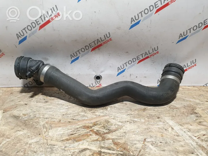 BMW 4 F32 F33 Tuyau de liquide de refroidissement moteur 7812941