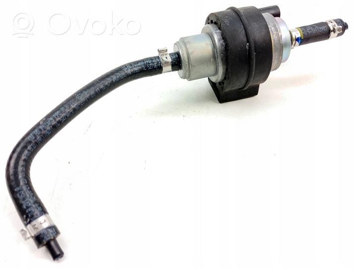 Volkswagen Golf VII Webasto auxiliary heater fuel pump 5Q0201607A, 5Q0201607K